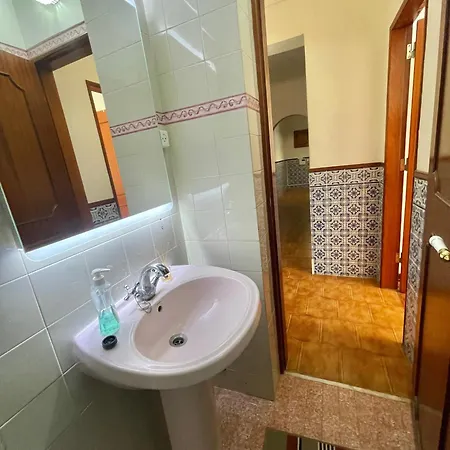 De Casal Acolhedor Laranjeiro (Lisbon)