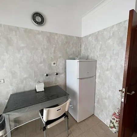 De Casal Acolhedor Проживание в семье Laranjeiro (Lisbon)